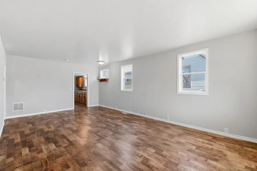 405 8th Avenue S, Great Falls, MT 59405 - #3