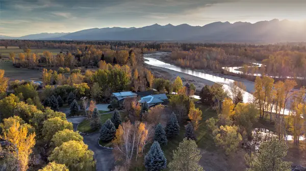 2725 River Bend Lane, Stevensville, MT 59870