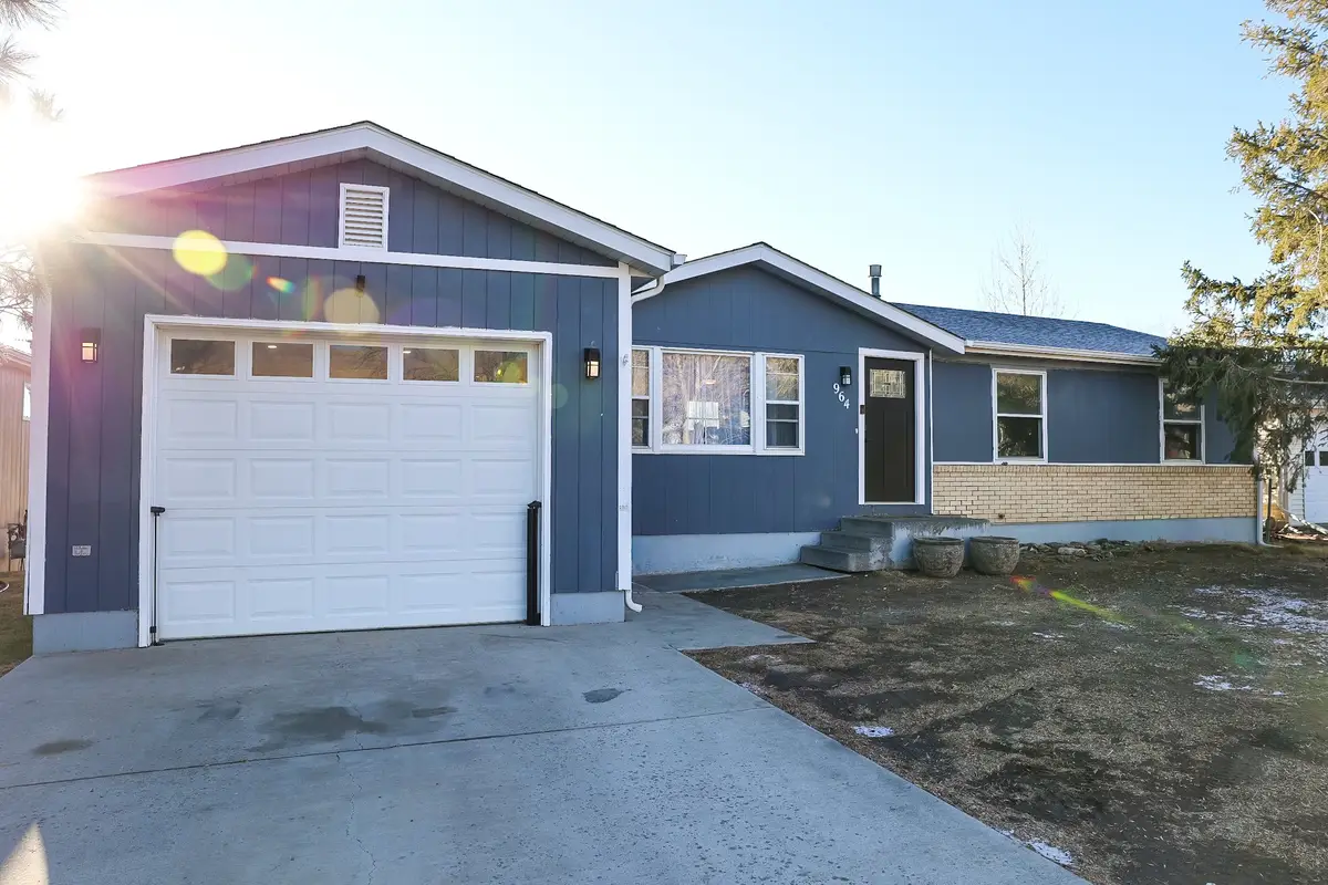 964 Avenue D Nw, Great Falls, MT 59404 - #1