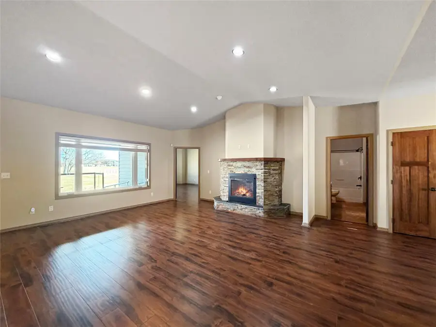 1328 Emerald Drive, Great Falls, MT 59404 - #3