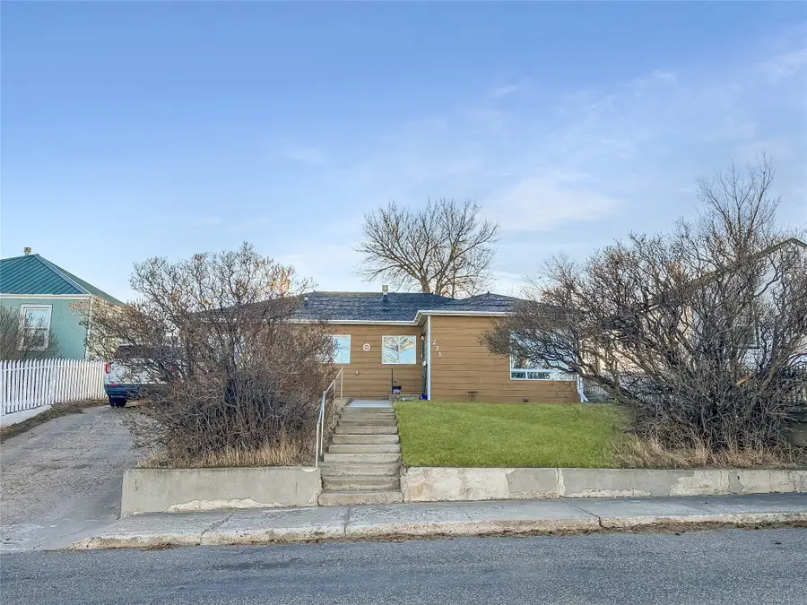 233 S Central Avenue, Cut Bank, MT 59427 - #2