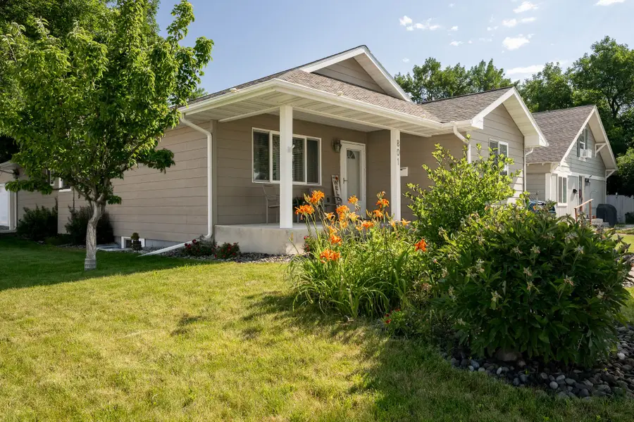 801 E 4th Street, Laurel, MT 59044 - #2