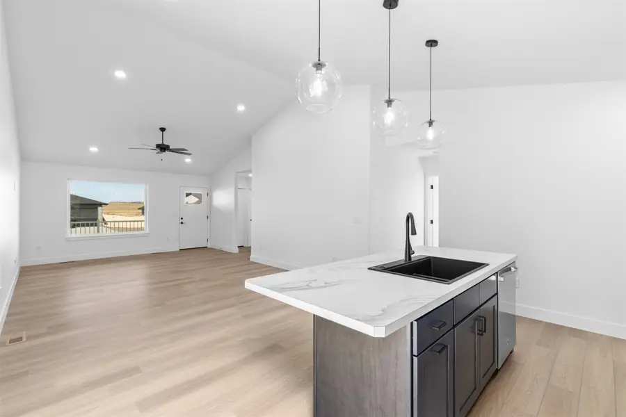 510 Montecito Avenue, Billings, MT 59105 - #3