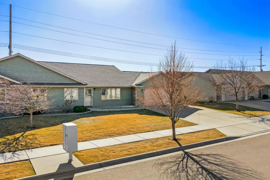 1100 37th Avenue Ne, Great Falls, MT 59404 - #3