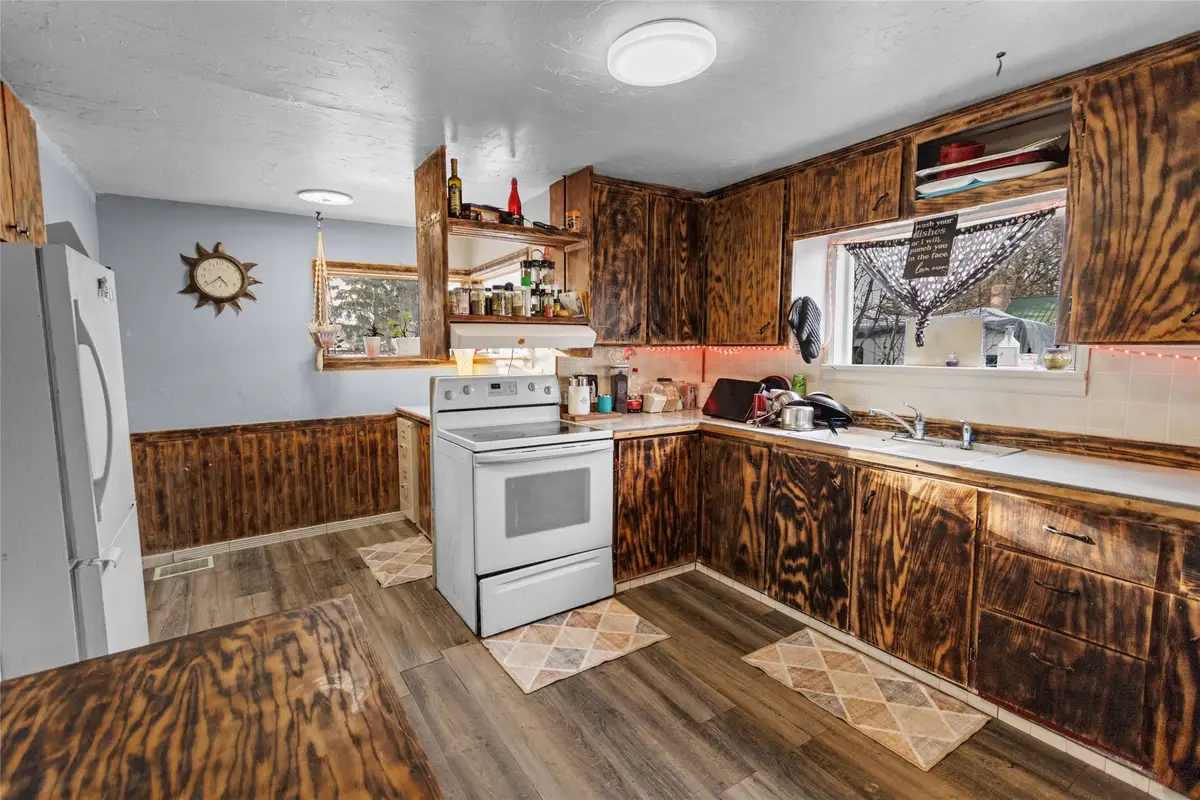 1305 4th Avenue E, Kalispell, MT 59901 - #1