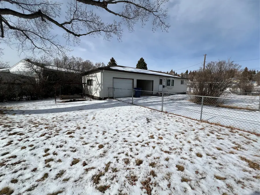 1704 1st Street S, Great Falls, MT 59405 - #2