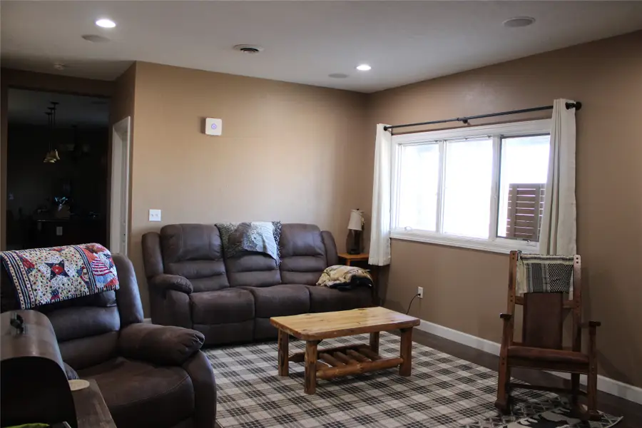 301 307 24th Street Nw, Great Falls, MT 59404 - #3