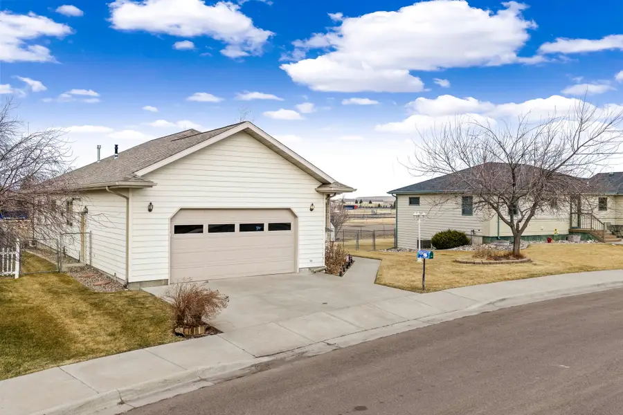 3613 Fairway Drive, Great Falls, MT 59401 - #3