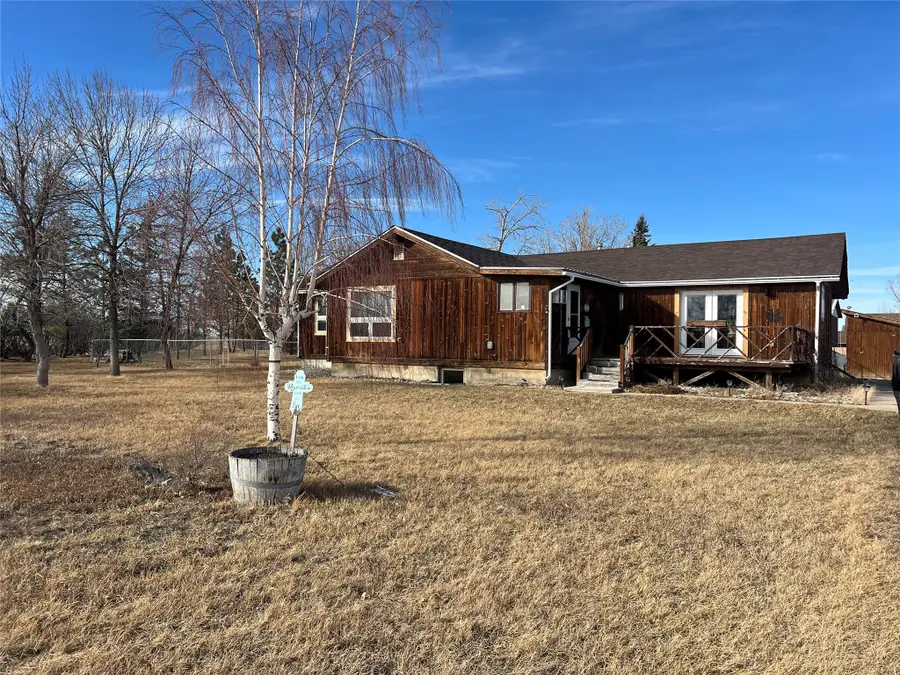 317 Pondera Avenue, Valier, MT 59486 - #2