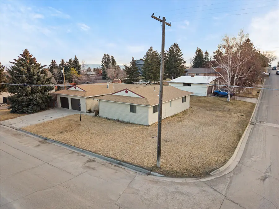321 S Sanders Street, Helena, MT 59601 - #3