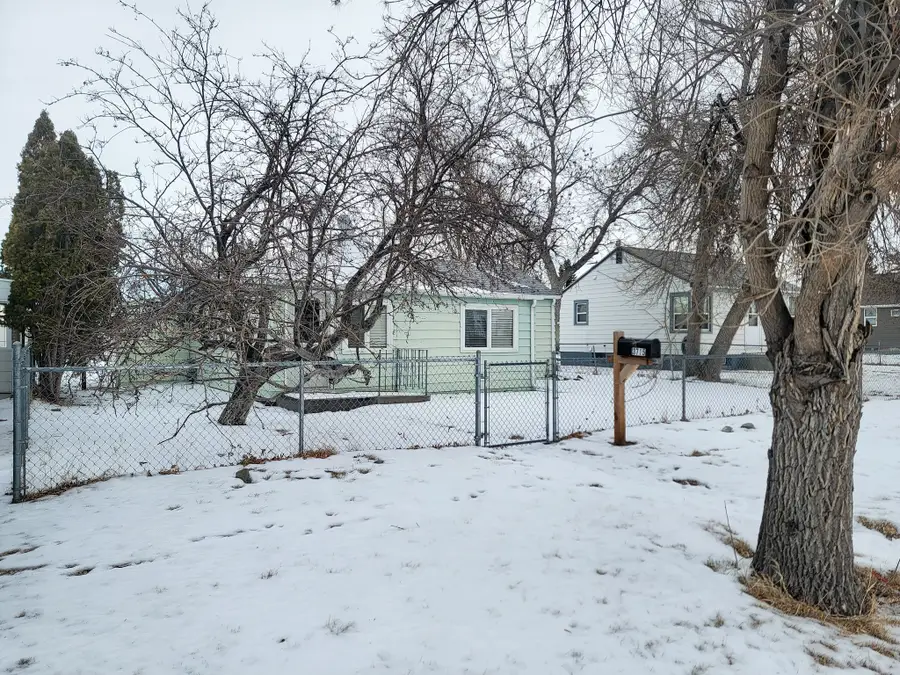 3715 1st Avenue S, Great Falls, MT 59401 - #3