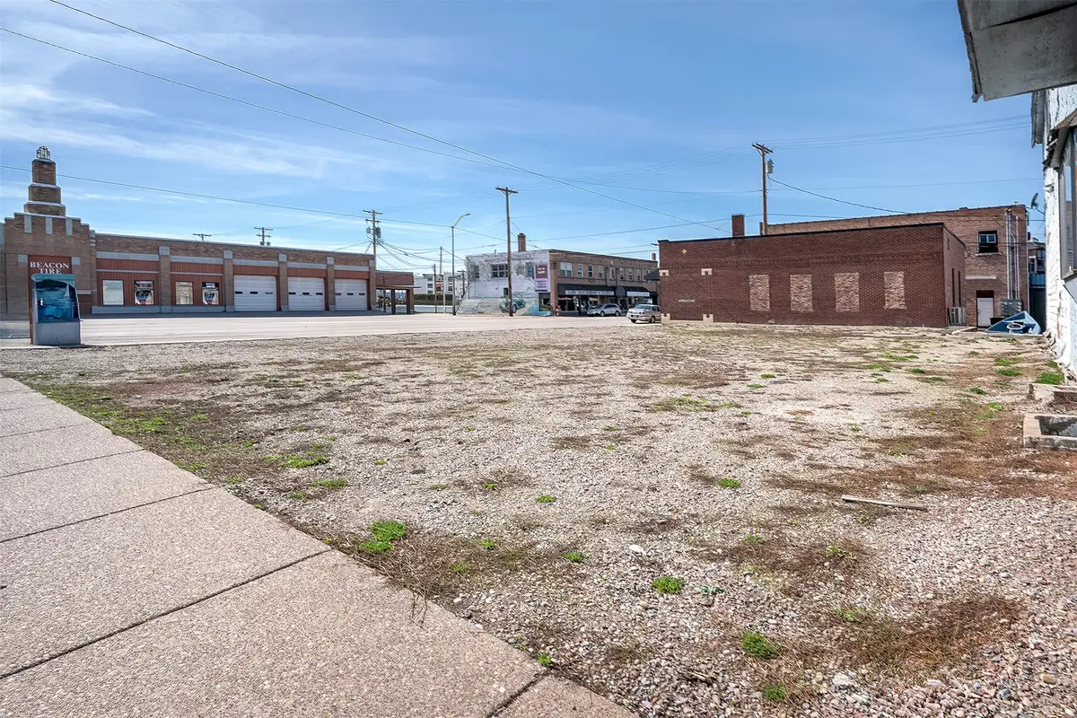 13 2nd Avenue E, Polson, MT 59860 - #1