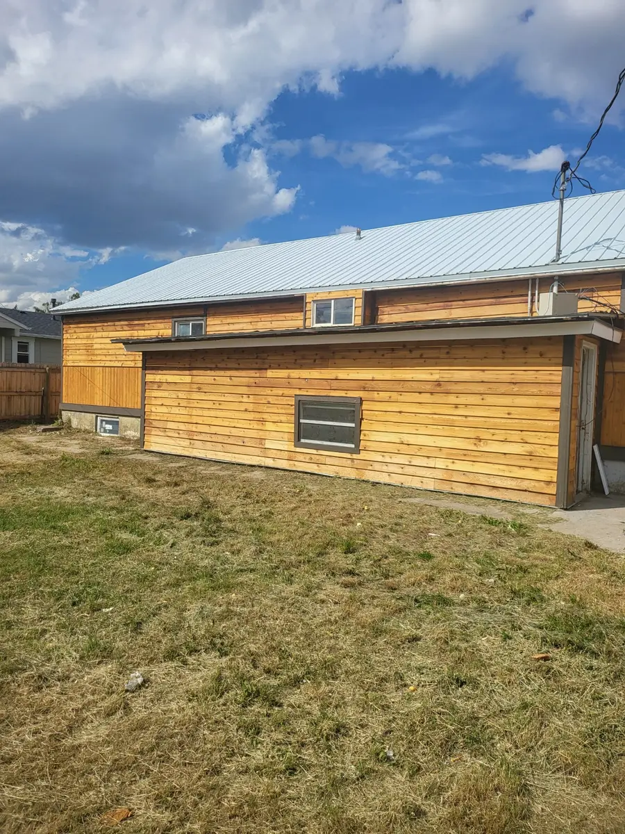 120 3rd Street Sw, Cut Bank, MT 59427 - #3