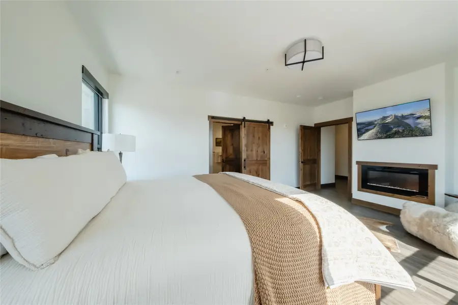 540 Nucleus Avenue #306, Columbia Falls, MT 59912 - #3