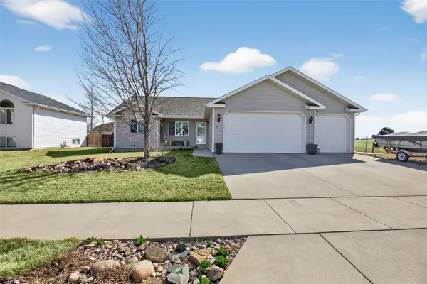 44 34th Avenue Ne, Great Falls, MT 59404
