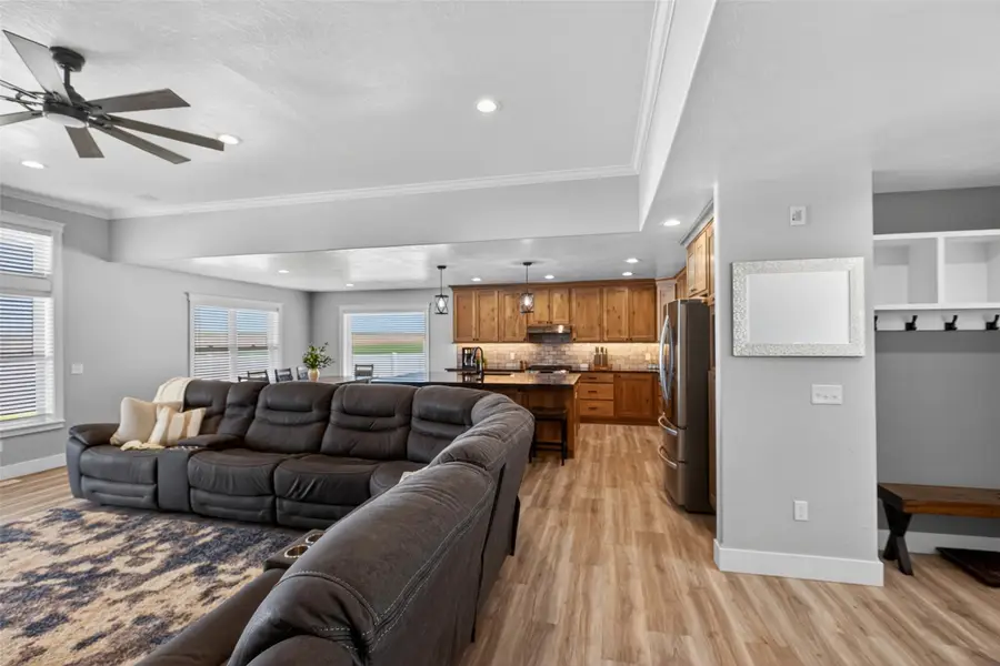 201 42nd Avenue Ne, Great Falls, MT 59404 - #2