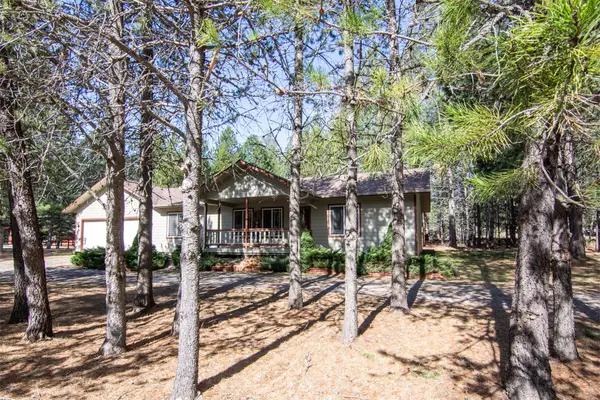 476 N Milnor Lake Road, Troy, MT 59935