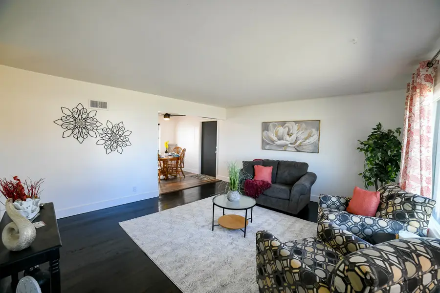 236 18th Avenue Nw, Great Falls, MT 59404 - #3