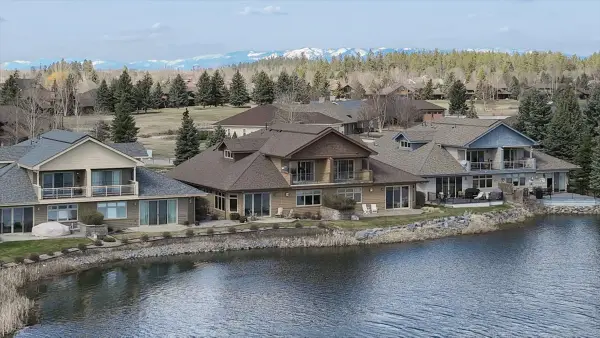 27 Bay Harbor Drive, Bigfork, MT 59911