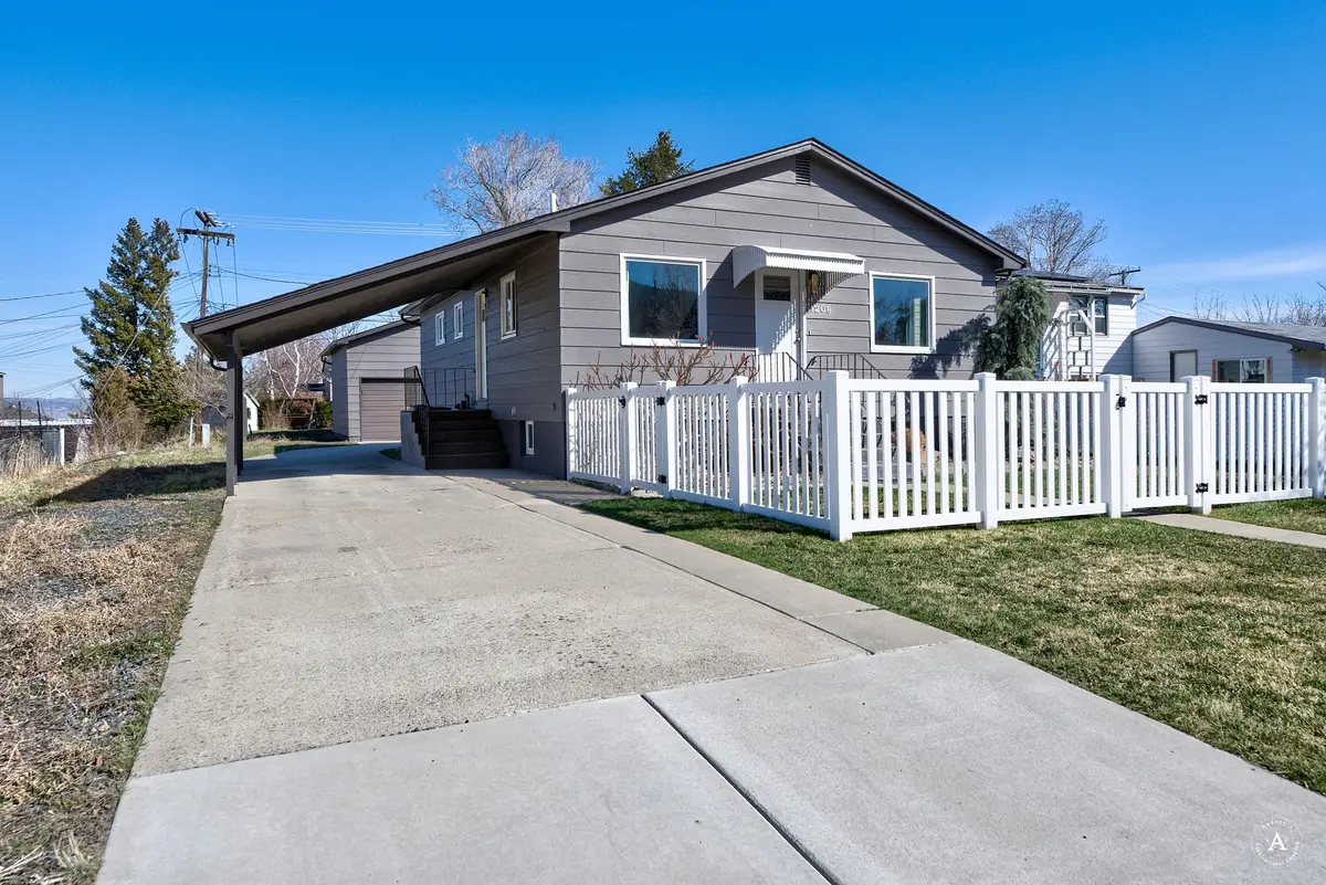 1208 Highland Street, Helena, MT 59601 - #1