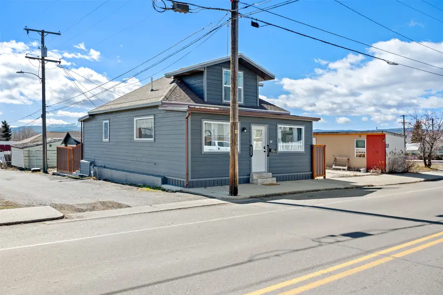 102 E 2nd Street, Butte, MT 59701 - #2