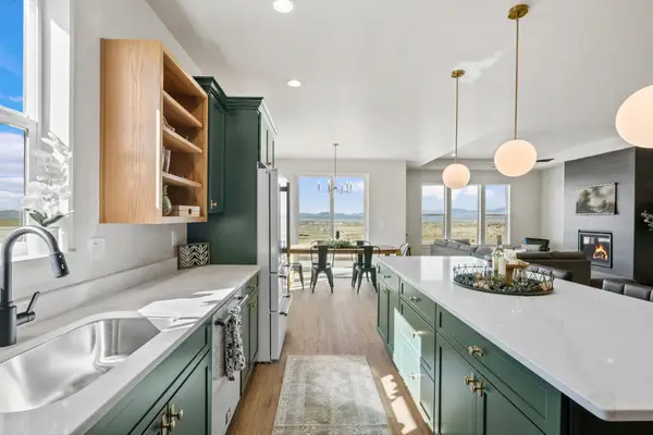 2924 Adam Run Avenue, Helena, MT 59601