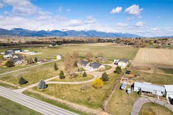 588 Willow Creek Road, Corvallis, MT 59828