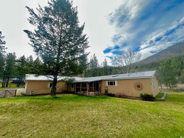 1595 River Bend Road, Superior, MT 59872