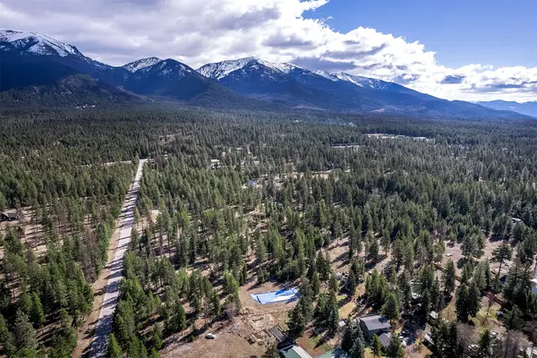 7 Trinkus Lane, Bigfork, MT 59911