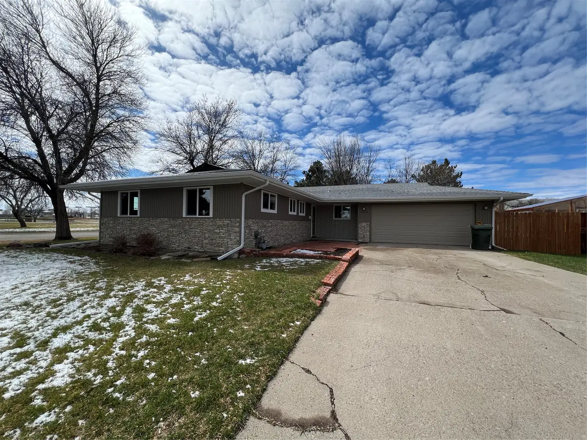1233 Adobe Drive, Great Falls, MT 59404 - #1