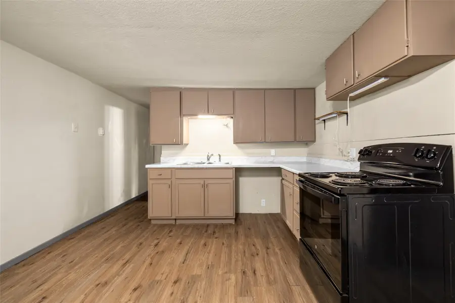 1020 1st Avenue W, Columbia Falls, MT 59912 - #3