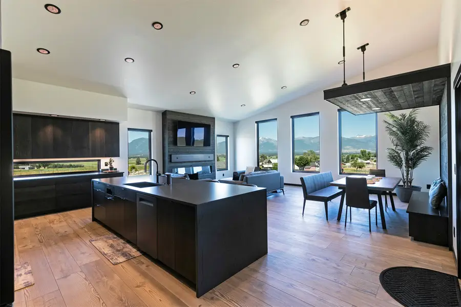 770 Coyote Creek Drive, Corvallis, MT 59828 - #2