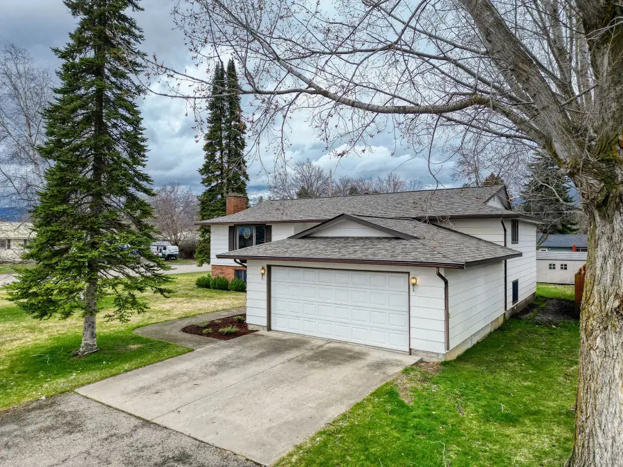 1207 6th Avenue W, Columbia Falls, MT 59912 - #2