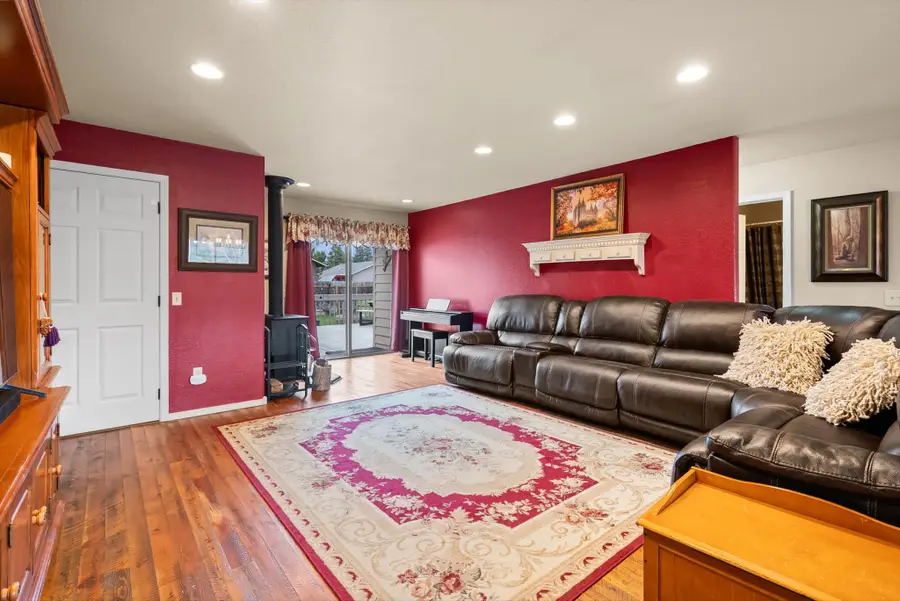 907 View Drive, Columbia Falls, MT 59912 - #2