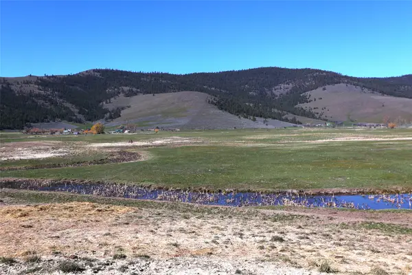 150 Patton Road, Lonepine, MT 59848