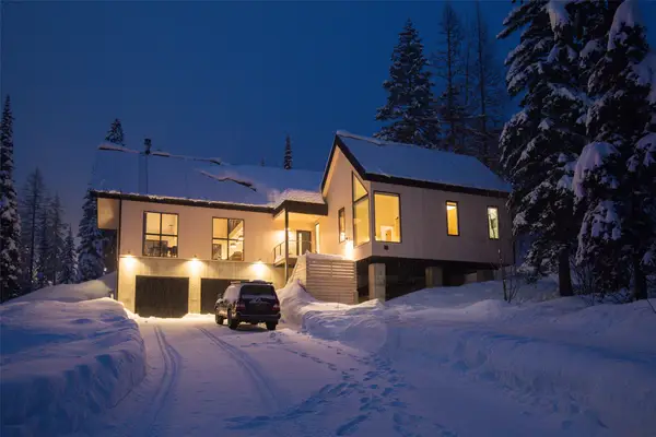 15 Glades Crescent, Whitefish, MT 59937