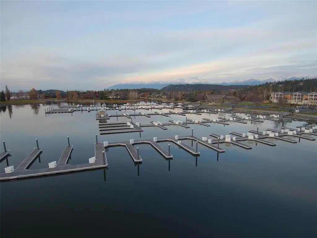 A-5 Eagle Bend Yacht Harb Eagle Bend Yacht Harbor. 22', Bigfork, MT 59911 - #1