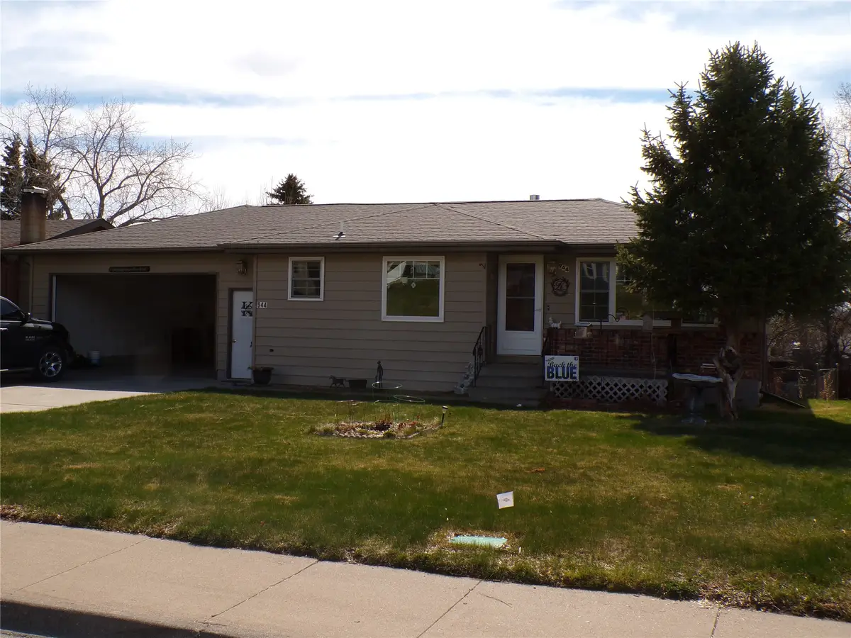 944 Avenue D Nw, Great Falls, MT 59404 - #1