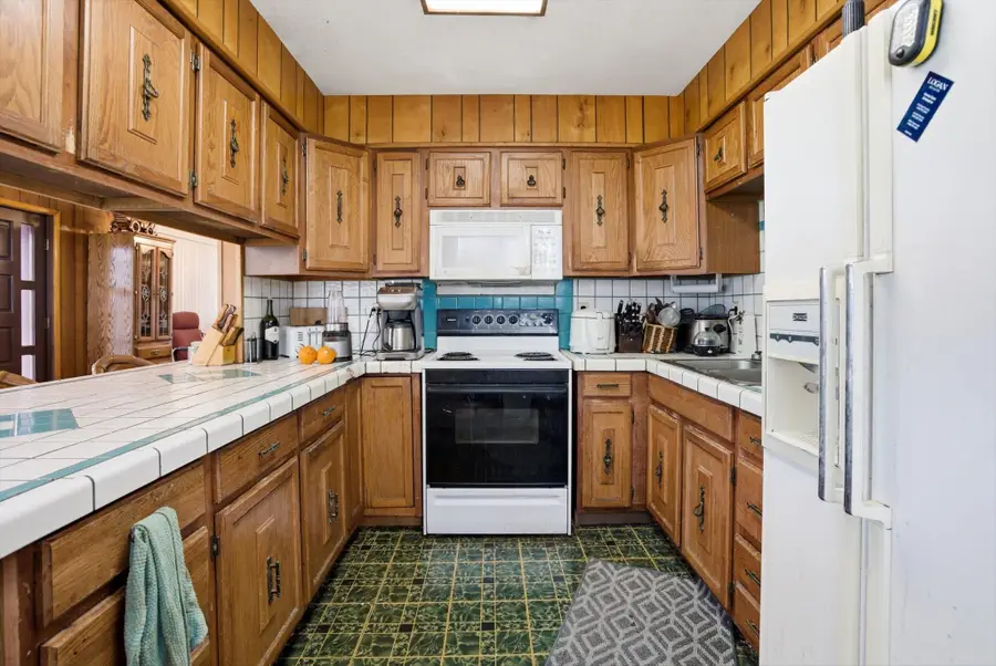 601 Somers Road, Somers, MT 59932 - #3