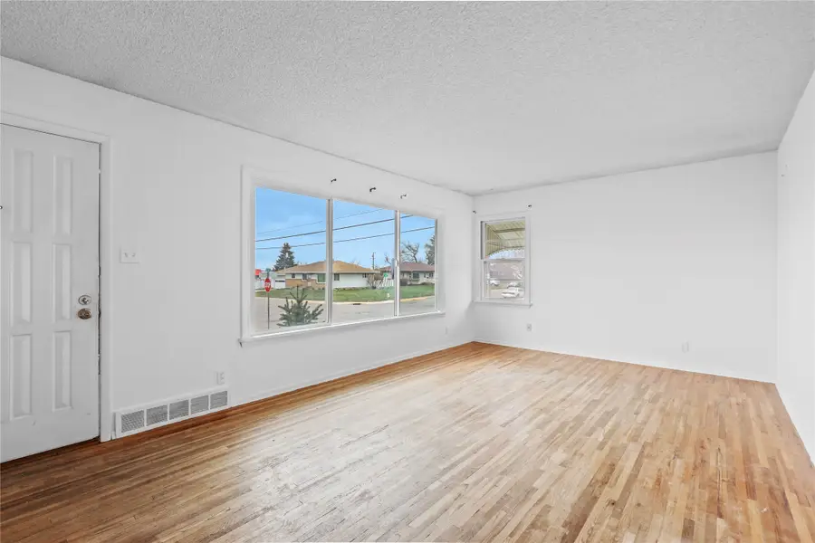 3656 4th Avenue S, Great Falls, MT 59405 - #3