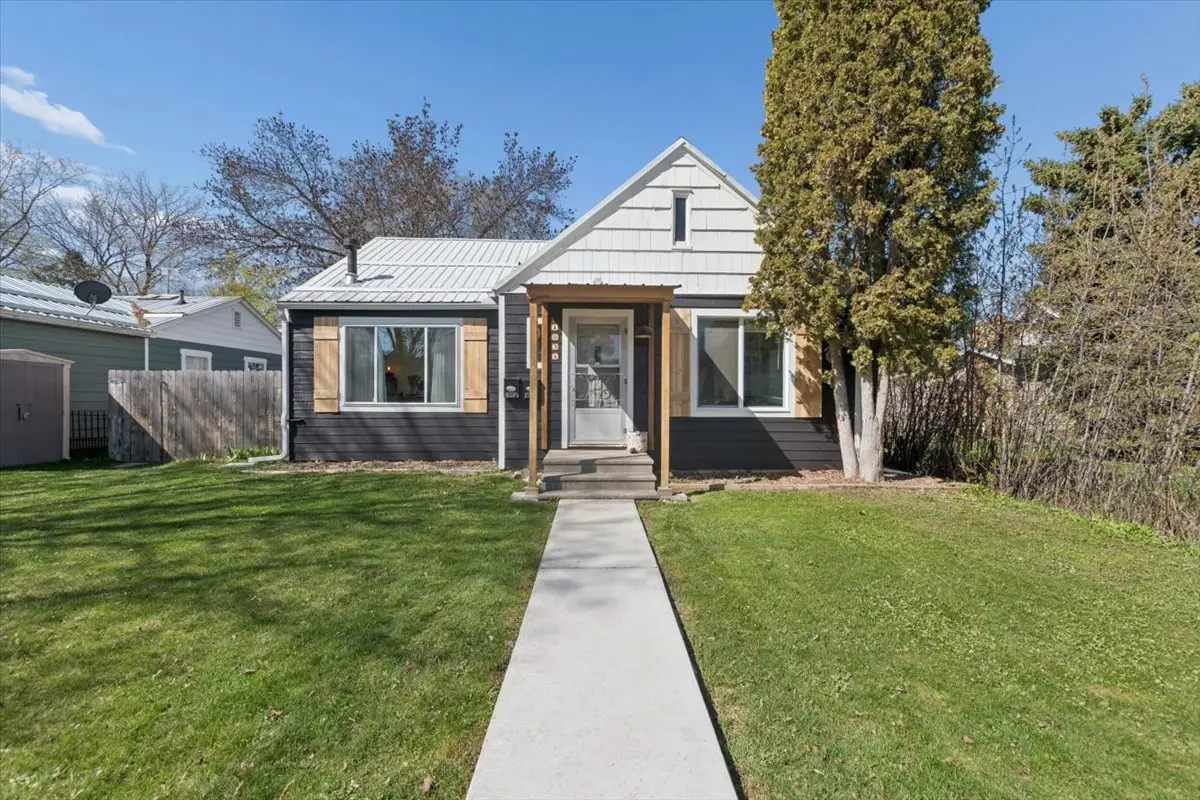 1034 4th Avenue W, Kalispell, MT 59901 - #1