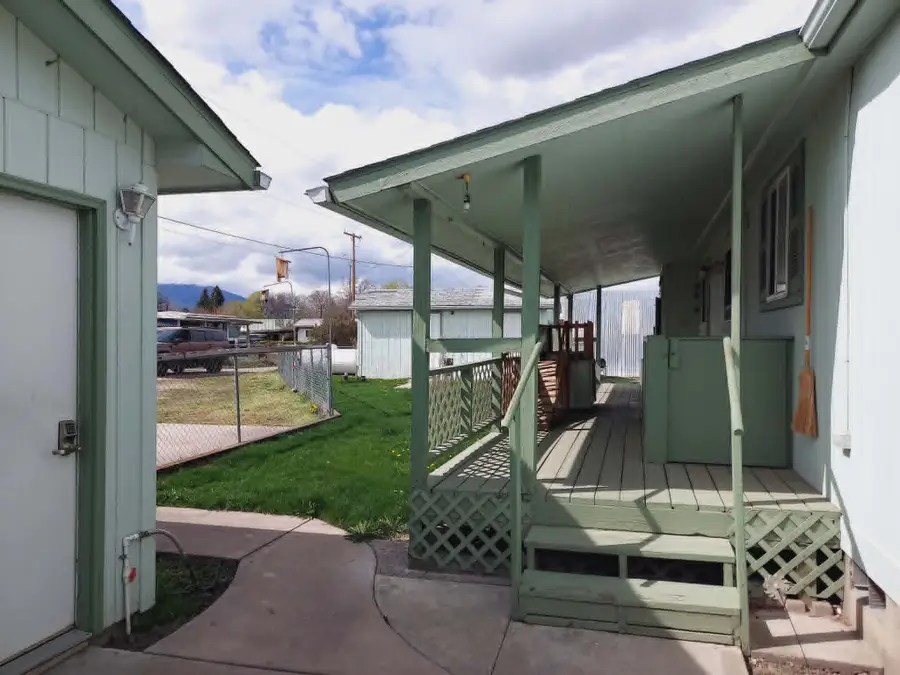 203 E Oak Street, Plains, MT 59859 - #3
