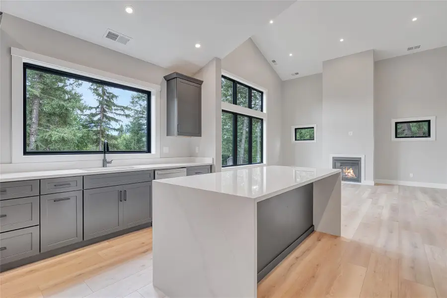 277 Gleneagles Trail, Columbia Falls, MT 59912 - #3