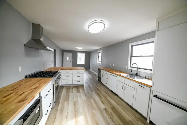 1111 9th Avenue S, Great Falls, MT 59405