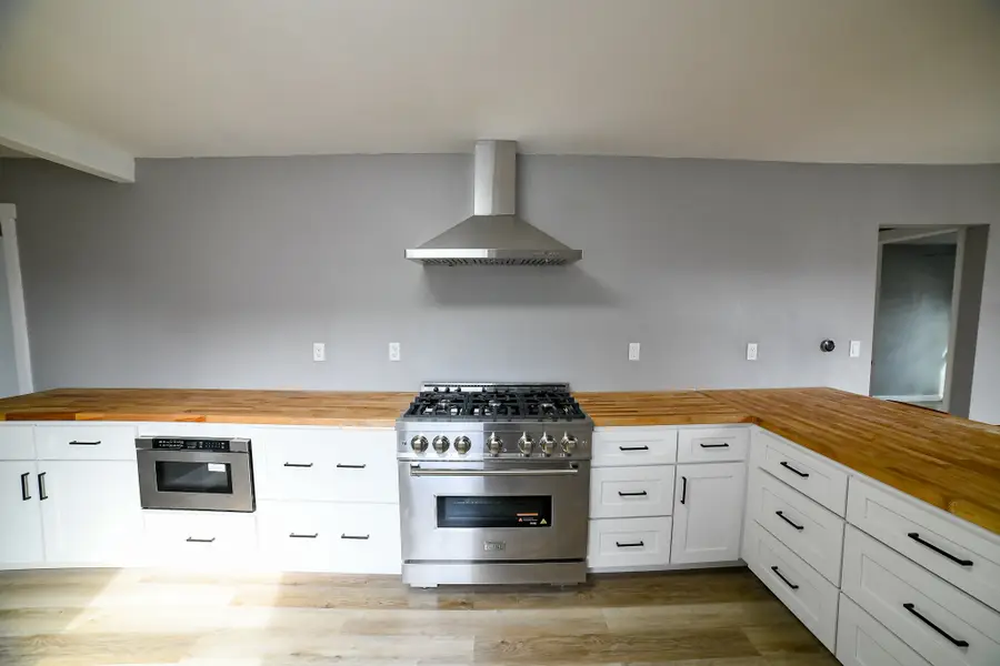 1111 9th Avenue S, Great Falls, MT 59405 - #3