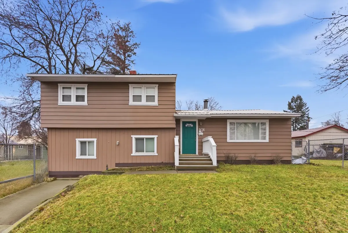 101 E Oregon Street, Kalispell, MT 59901 - #1