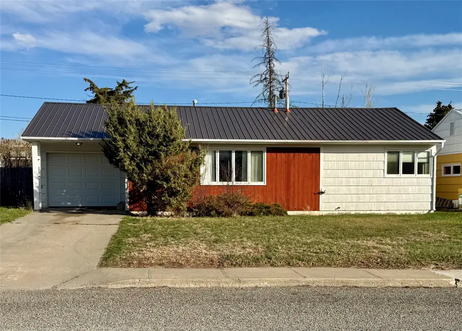 311 8th Avenue Se, Cut Bank, MT 59427 - #2