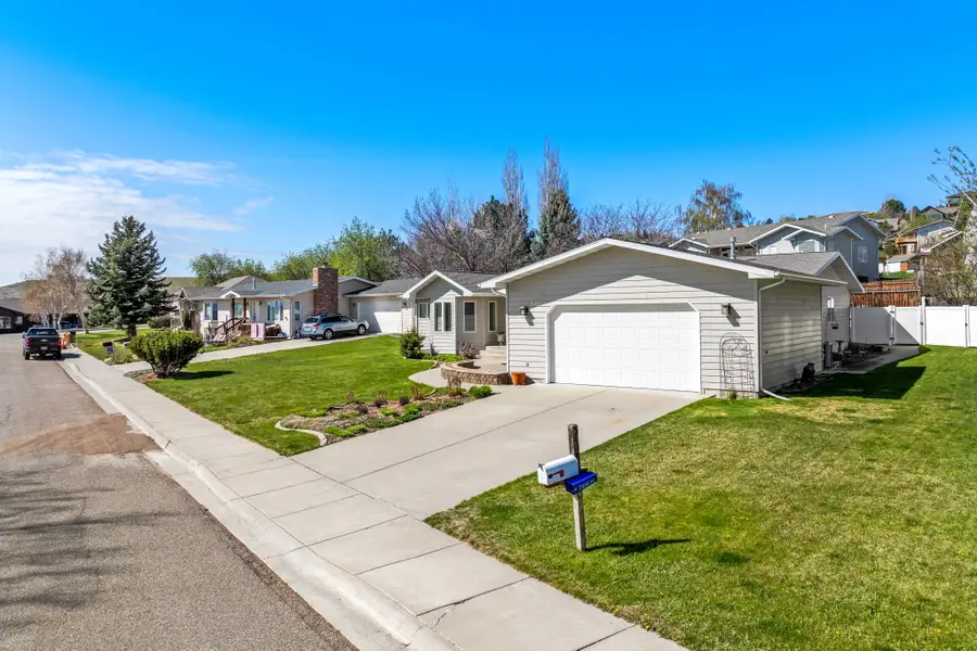 3108 Evergreen Drive, Great Falls, MT 59404 - #2