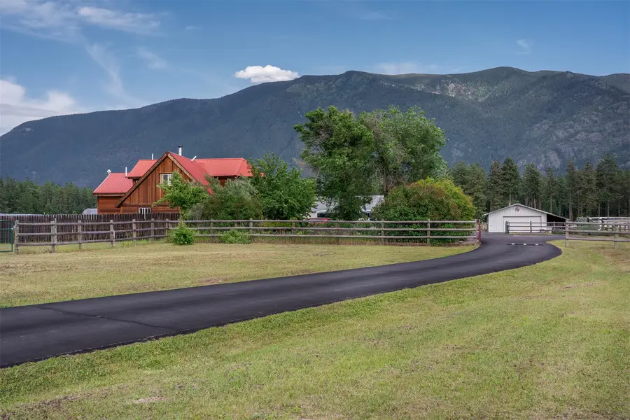 3333 Middle Road, Columbia Falls, MT 59912 - #2