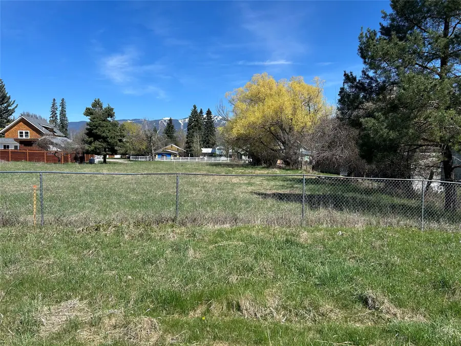 320 W Fourth Street, Whitefish, MT 59937 - #2